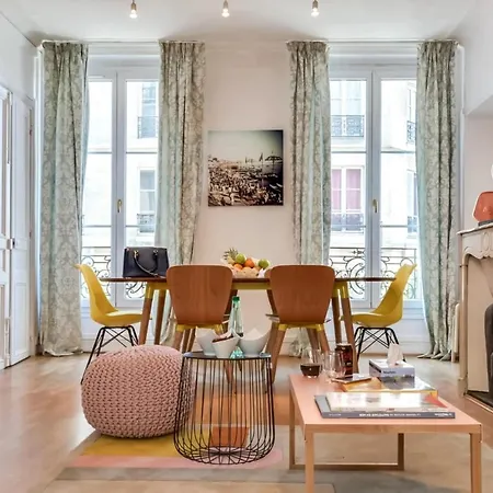 Apartment Amazing 3 Bedroom *